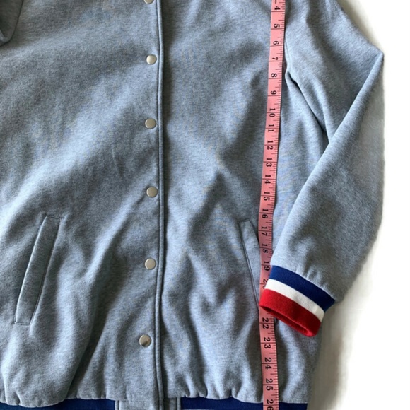 Forever 21 Heathered Gray Varsity Jacket Sz.Medium - Picture 4 of 12